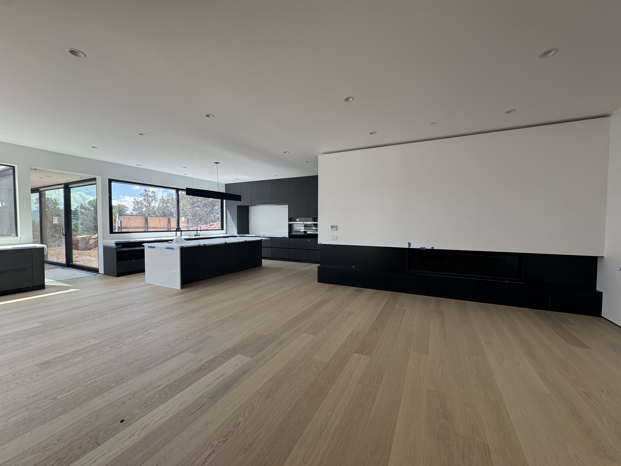 d1c45f8c c553 4e30 ae98 535c14ebc217