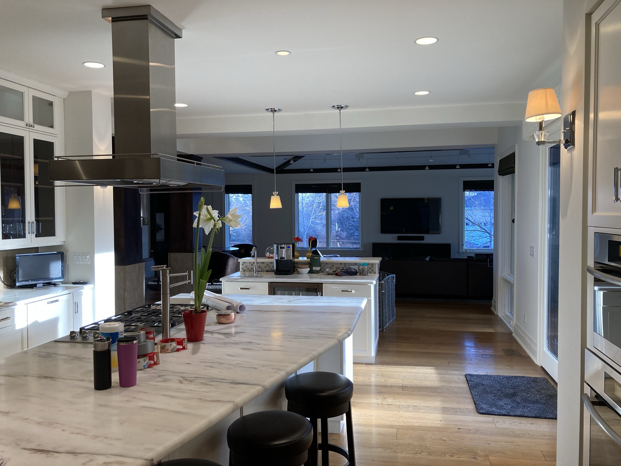 Original kitchen at Parkside Villa before renovation, showing the existing layout prior to Studio B
