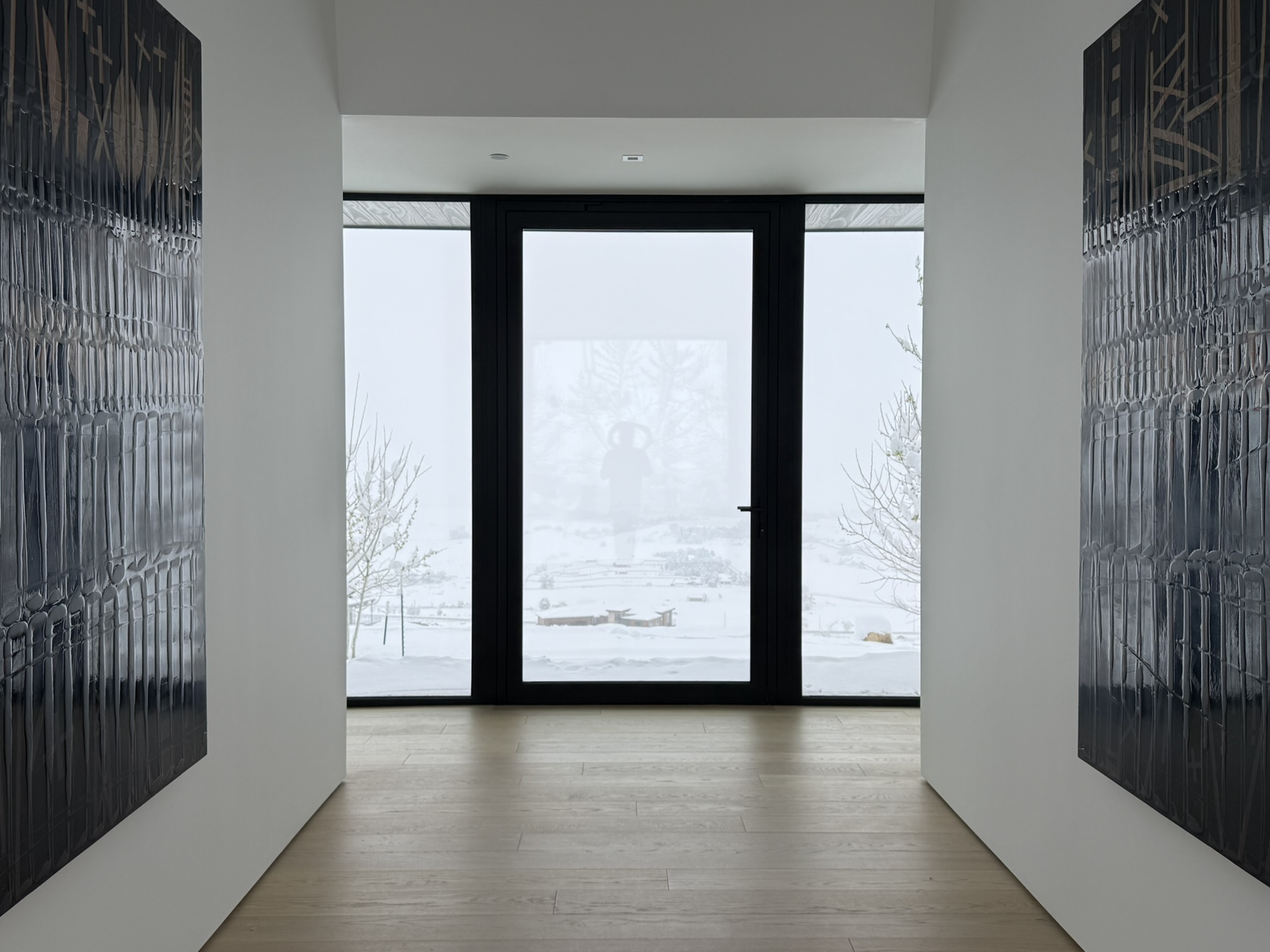studiob mountainridge foggyentrygallery winterview